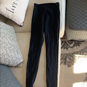 black scorpio sol leggings